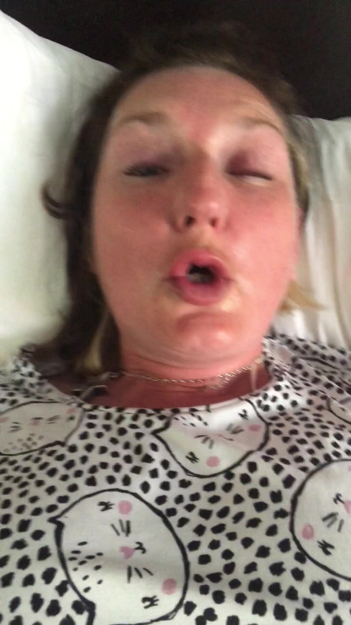 MistressWriggler: Můj Sexy, Zpocený Orgasmus Se Zkříženýma Očima