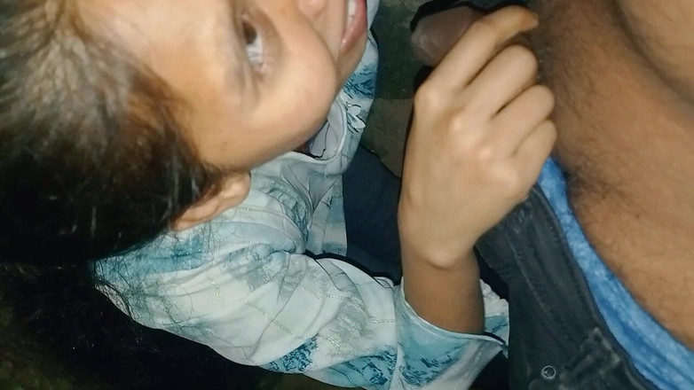 NikiRathod: 아무도 오지 않는 깊은 숲에서 밤 오럴