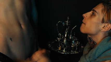 HotDogs studio: Dva sexy chlapi se rozhodli spolu relaxovat. Plné