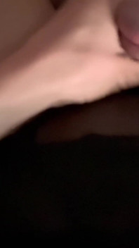 Footjob Od gorącej żony do mężulek wyniki w spust szkliwione wysokie obcasy i czarne nylony w skórzane przykute huśtawka amatorskie domowej roboty