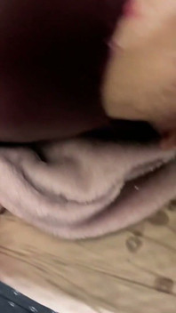 Brun läder dominerande fru tvillingsyster twist. Deepthroat, Doggy och Creampie