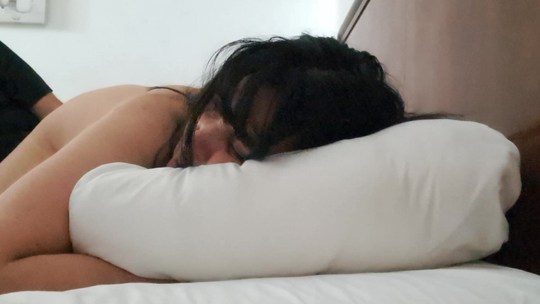 Mommy big hairy pussy: Bir kocanın kardeşinden acı ve zevk alıyorum