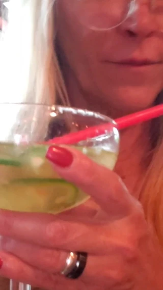 JessRyan: MILF Solo