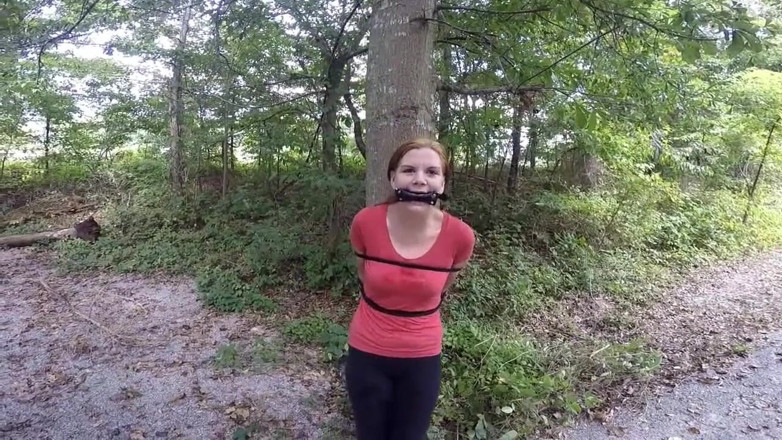 Selfgags classic: Horský motorkář v otroctví