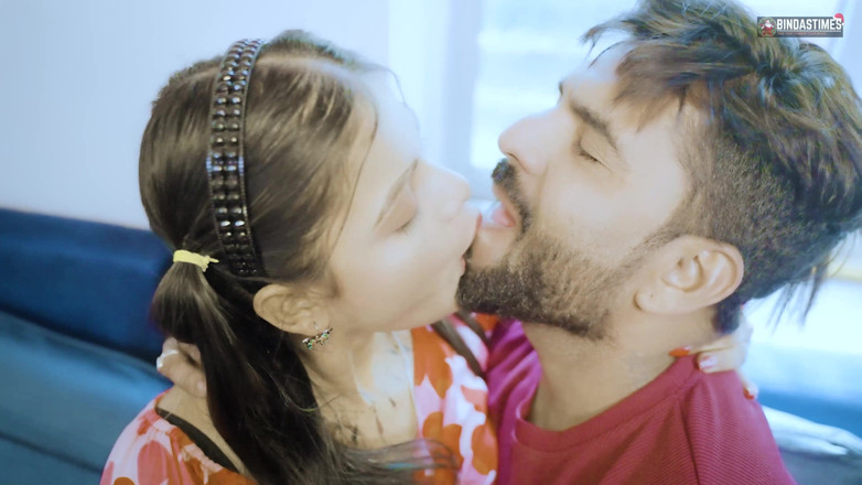 Cine Flix Media: Desi Indian 18+ Teen Girl Gangbang with Four Boys Hardcore Fuck 1st...