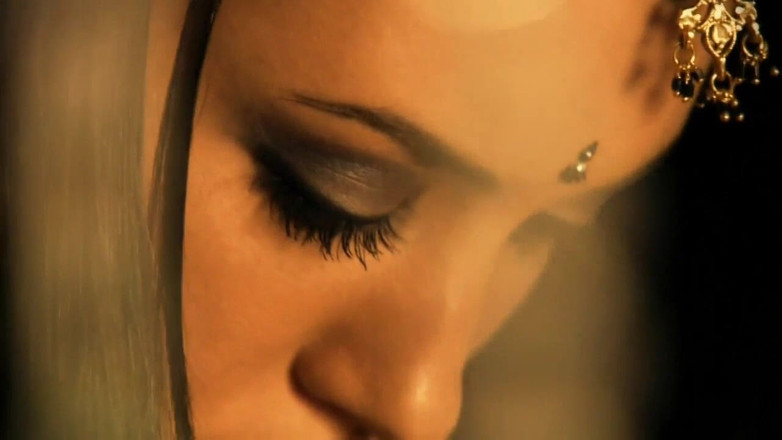 Bollywood Nudes: デヴァ・ダシスベリーダンス