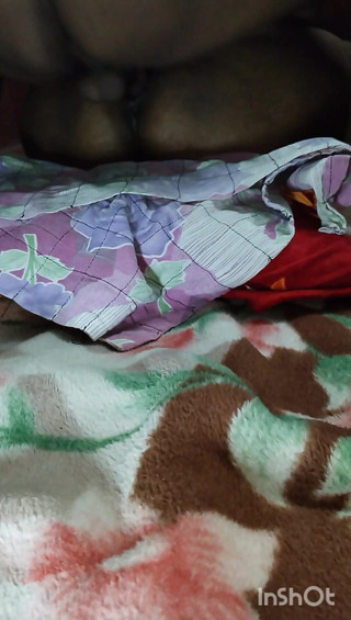 Bappa: Bhabhi Ka Chut Mein Land Ka Pani Nikal Diya Bhabhi...