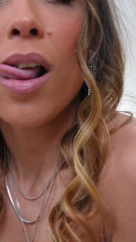 Priscila Belini 1on1 Wb Bga Pee