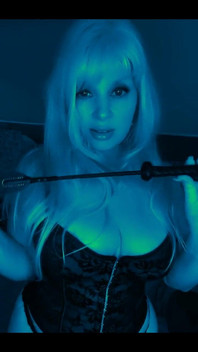 Delicious Dommy Dicktation