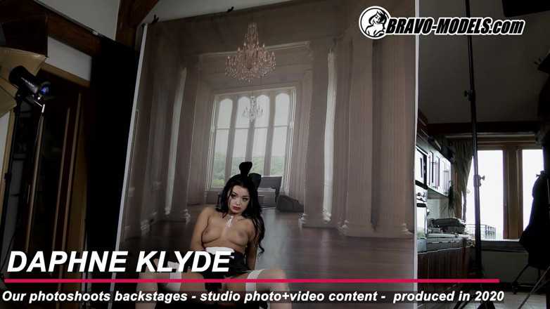 Bravo Models Media: 388-Sessão de fotos nos bastidores Daphne Klyde - Adulto