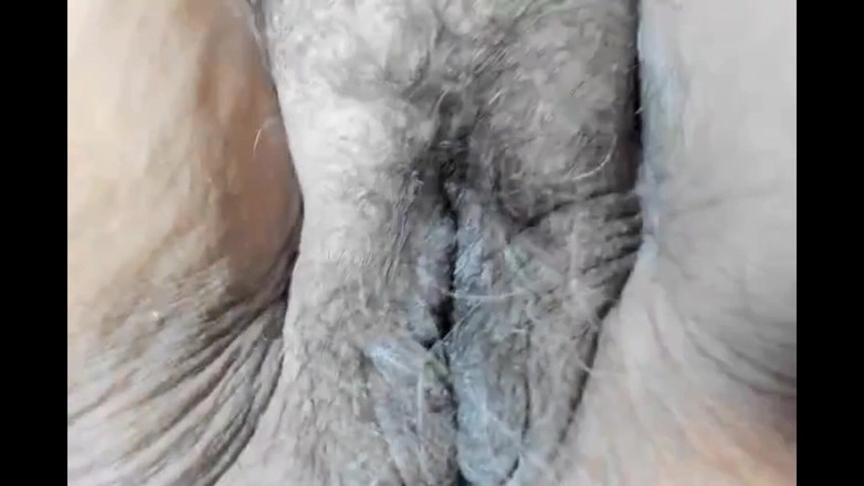 Zilah Luz: Saya mengalami orgasme daripada memberikan faraj saya menjolok dengan baik &amp;...