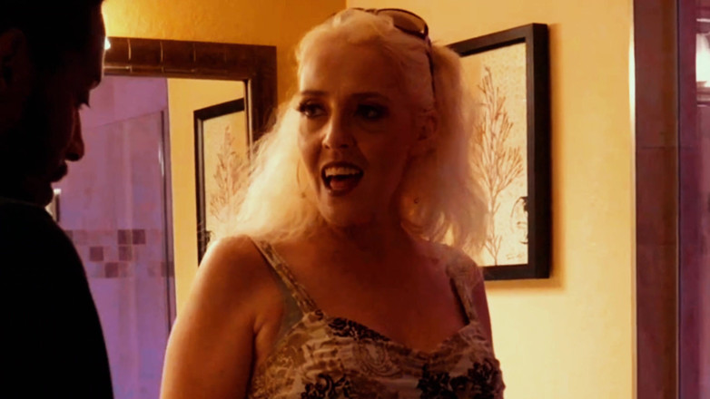 Voo Doo XXX: Slutty MILF Mäklare knullar för insättning från BBC -klienten