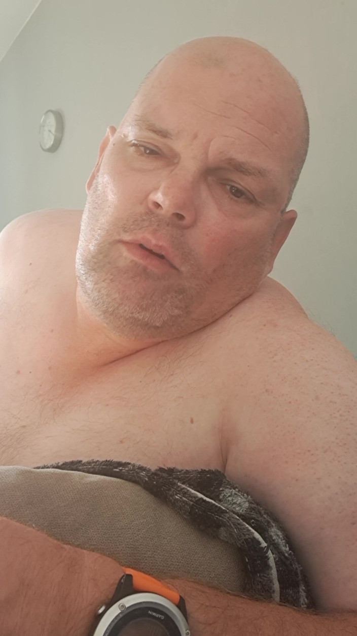 Fickspecht: An Ass Fuck with Dildo in the Morning Drives Away...