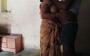 Desi_bhabhi121: Nacktes-paar desi dorf