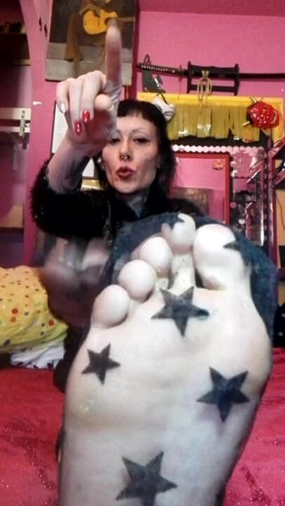 Miss Wagon Vegan Fetish: Nemůžeš odolat pohledu na moje nohy