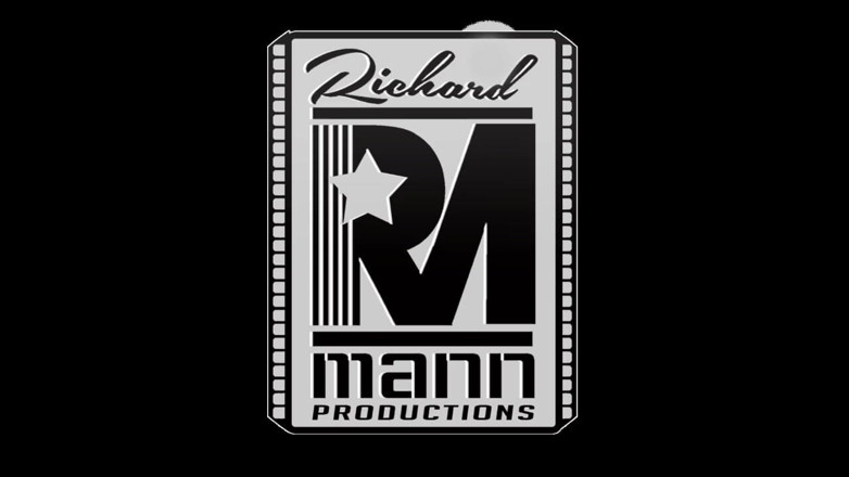 Richard Manns World: Alexis Golden &amp; Beauti Doll Vs. 2 Monste