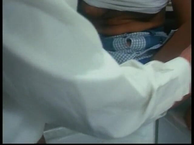Xtime Network: Sexy jovem dona de casa fodida duro na cozinha por...