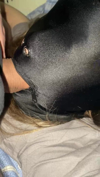 Cumqueen6914: Tvrdý V Masce S Olizováním Konečníku