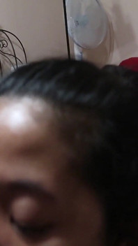 Indonesian Girl Open Her Mouth for Cumshot