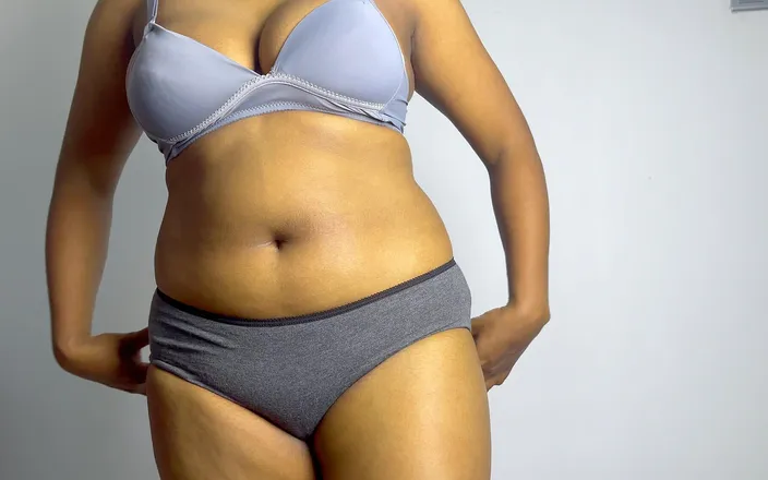 Aathiyaa: Desi Indian Girl Aathiyaa Skip Her College to Have Romantic...
