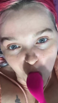 Licking and Sucking My Lush Clean After Masturbating with It;)