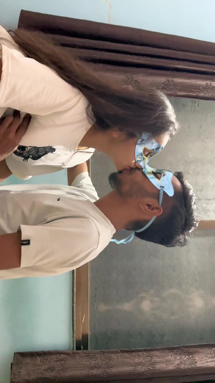 vinu5460: 와이프의 배다른 여동생과의 섹스