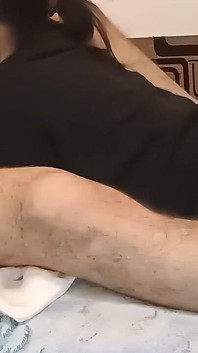 Üvey Babamın Gelip Oral Seks Yapmasını Ve Beni Becermesini Bekliyorum