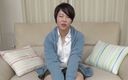 Japan Lust: Japońska tomboy penetruje jej ciasną cipkę