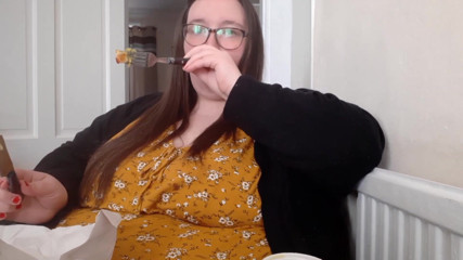 SSBBWLadyBrads: BBW SSBBW stuffing belly fish and chips