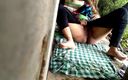 Step Mummy Sonali: Macecha tvrdě šuká na statku riskantní venkovní sex