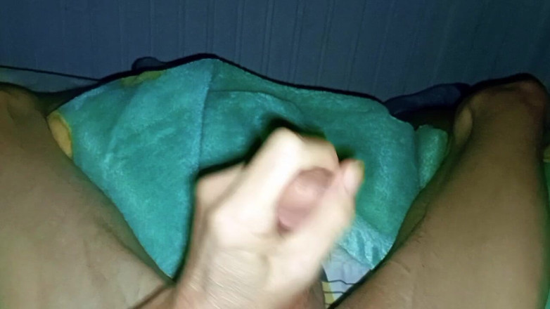Fuzileiro: Tvůj oblíbený penis, nadržený a nadržený, přichází cítit a vyvrcholit...