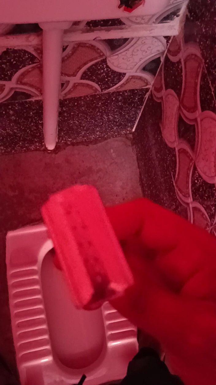 Darling_Shivani: Ung pojke rakade en kuk