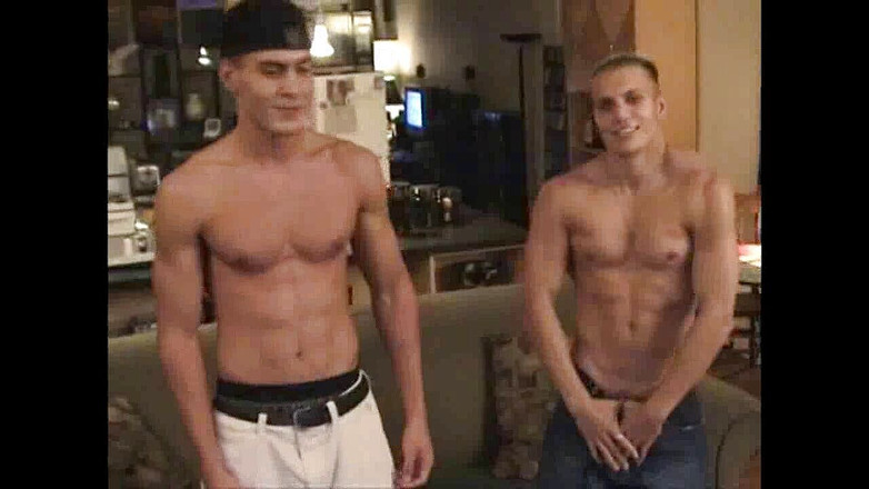 Young straight boy masturbation: Zwei freunde in strait 22 jahre verkauft, masturbieren