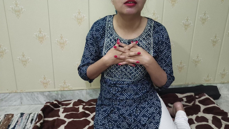 Saarabhabhi6: インドの美しいステップ姉妹Fucks自身