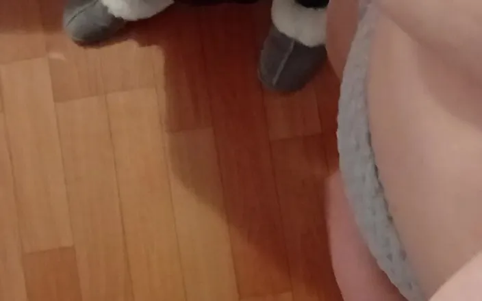 Lesbian-candys: Three Lesbian Students Masturbate and Cum Quickly