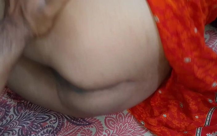 Queen beauty QB: Stiefmutter und stiefsohn mit Hindi Audio selbstgedrehtes sexvideo