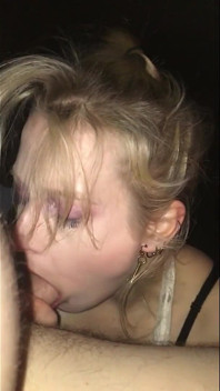 Nebenan dolly und stunt cock - Halsfick blowjob von 2018!
