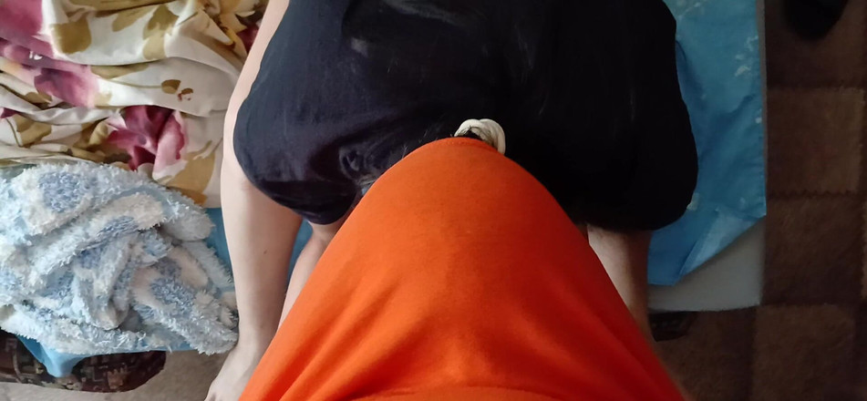 Lesbian-illusion: Îmi ling pizda surorii vitrege milf ca să nu le...