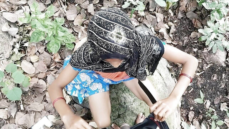 Graju1244: ジャングルの少女と彼氏