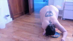 Bad Sexy Girl: 052 - The submissive on all fours