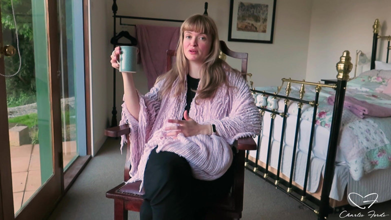 CharlieForde: Temu bual: Laney in the Country menampilkan Laney Day