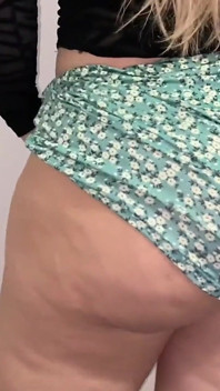 My BBW Stepmother Soraya Culona Gets Naked in Front of My Friend's Camera. Real Homemade Colombian Big Ass