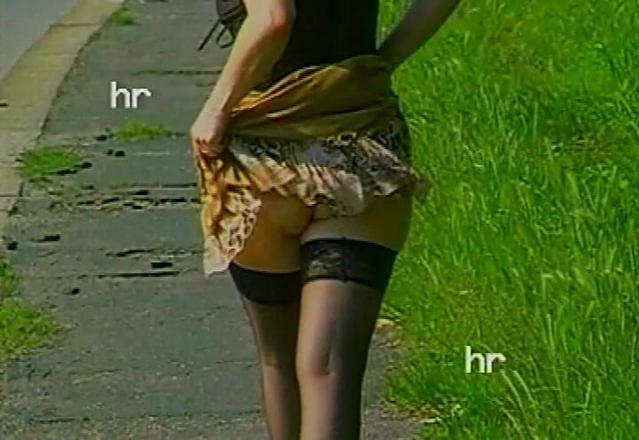 Italian swingers LTG: Amateur 90s - el vecino quiere ser una estrella # 4 - ¡Mujeres italianas insatisfechas!