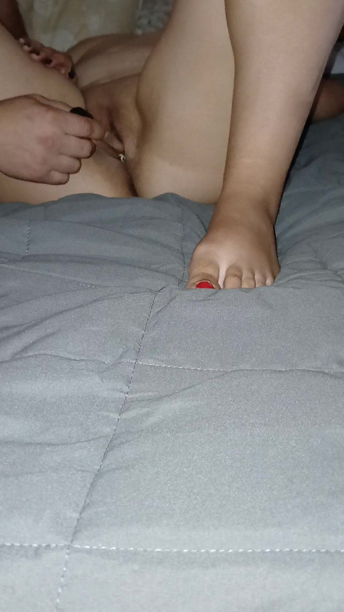 Manuela: Esposa en la masturbación