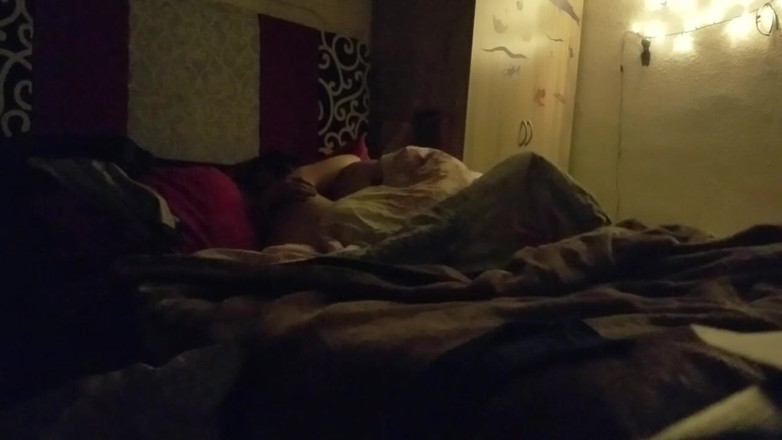 KittieNoOne: Dnes v noci jsem pro něj byla subkou