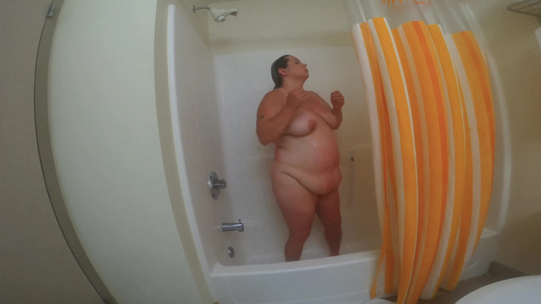 SexyNEBBW: Awek montel seksi bermandi di hotel pagi