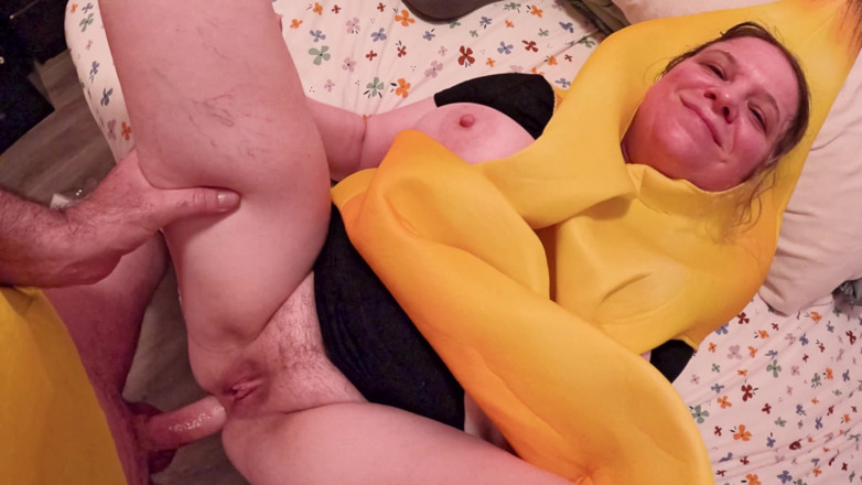 Erin Electra: Anal Sex with Stepmom on Halloween