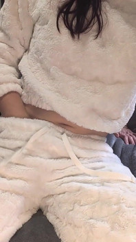 Ruiva Puta De Pijama Branco, Roupa De Dedilhado Orgasmo