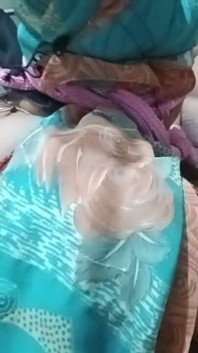 Desi bhabhi fue hecho cautivo y liberado