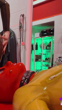 Facesitting Lesson: He Is Completely Addicted to His Rubber Goddess's Latex Ass